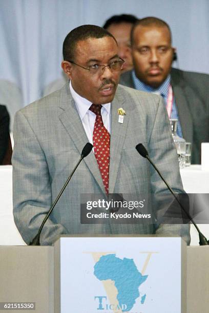 Japan - Ethiopian Prime Minister Hailemariam Desalegn speaks at the closing ceremony of the fifth Tokyo International Conference on African...