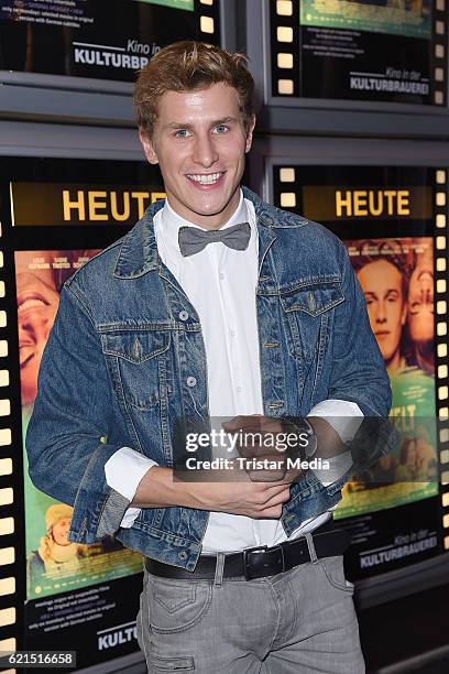 Lukas Sauer attends the 'Die Mitte der Welt' Berlin screening on November 6, 2016 in Berlin, Germany.