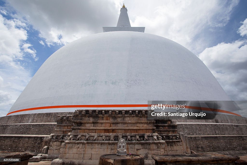 Ruwanwelisaya Stupa