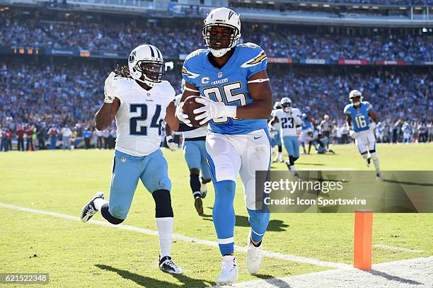 San Diego Chargers Tight End Antonio Gates catches a pass for a touchdown in the first quarter during an NFL game between the Tennessee Titans and...