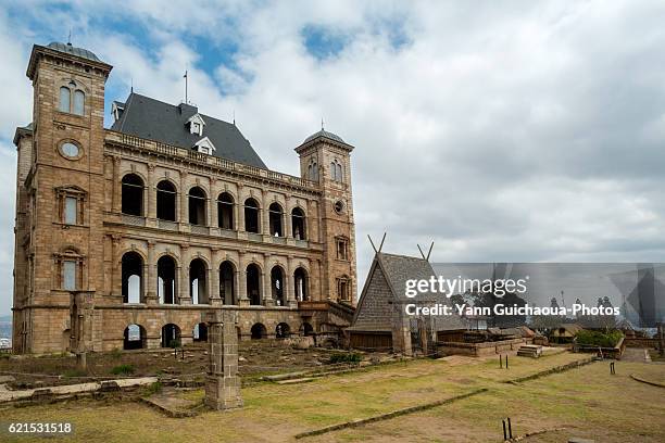 the queen's palace rova,upper town, antananarivo, madagascar - antananarivo 個照片及圖片檔