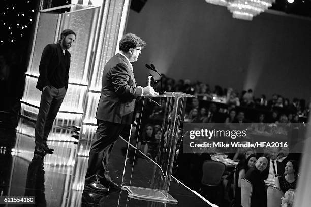 Screenwriter Kenneth Lonergan attends the 20th Annual Hollywood Film Awards at The Beverly Hilton Hotel on November 6, 2016 in Beverly Hills,...