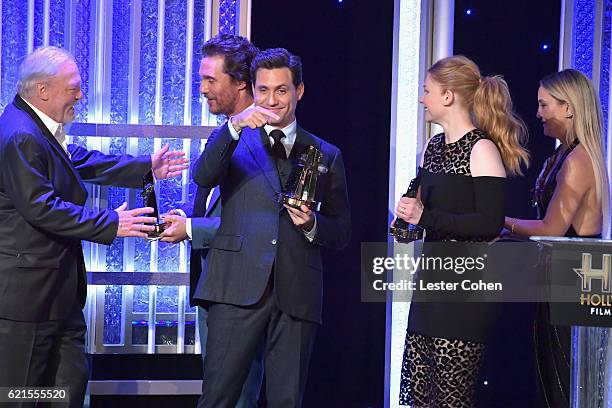 Actors Stacy Keach, Matthew McConaughey, Edgar Ramirez, Bryce Dallas Howard, recipients of the "Hollywood Ensemble Award" for "Gold" and host Kate...