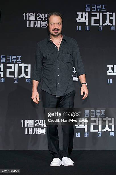 Director Edward Zwick attends the 'Jack Reacher: Never Go Back' press conference on November 7, 2016 in Seoul, South Korea.