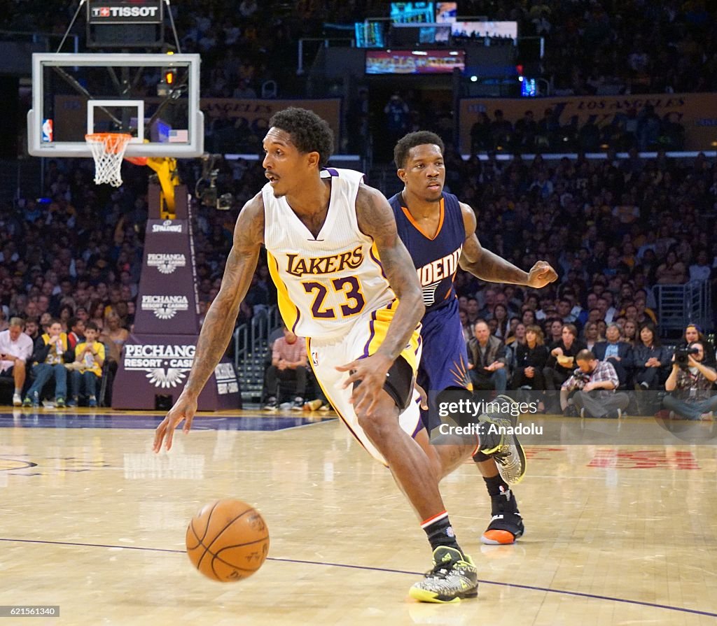 Los Angeles Lakers v Phoenix Suns