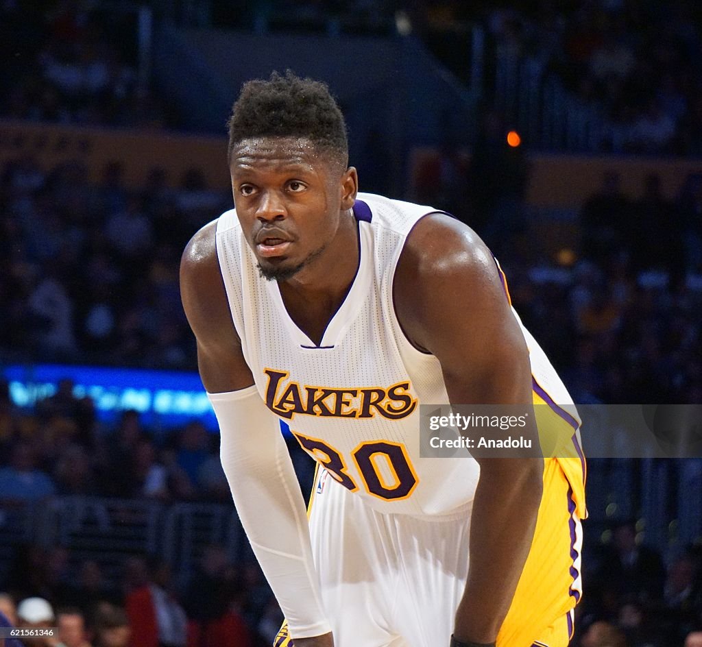 Los Angeles Lakers v Phoenix Suns