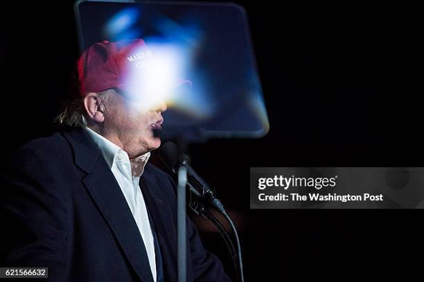 Republican presidential candidate Donald Trump speaks during a campaign event at an Atlantic Aviation hanger in Moon Township, PA on Sunday November...