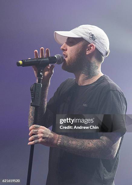 Mac The Rapper 200 Larry Fisherman Stock Photos, High-Res Pictures, and Images - Getty ...