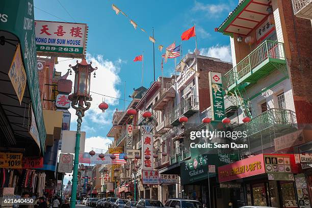 san francisco chinatown - chinatown stock-fotos und bilder