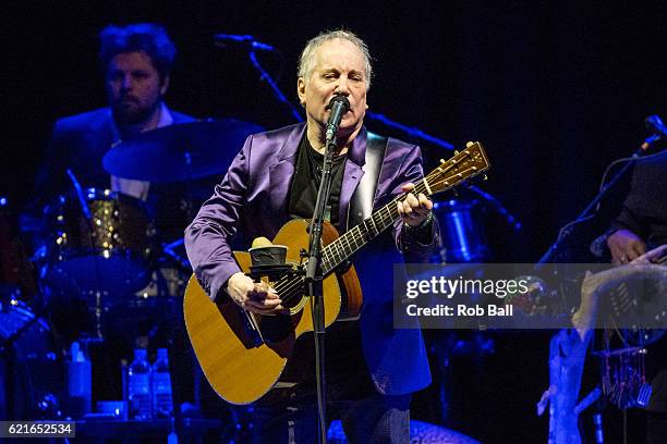 Paul Simon performs at Royal Albert Hall on November 7, 2016 in London, England.