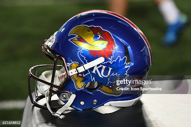 Jay Riddell Turf Riddell Helmet Photos and Premium High Res Pictures - Getty Images