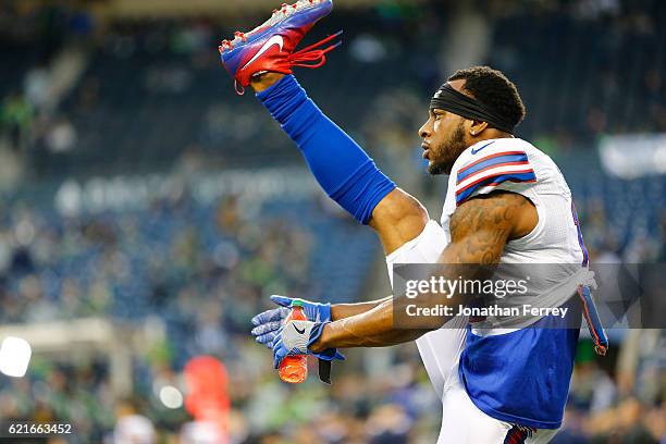 Wide receiver Percy Harvin of the Buffalo Bills warms up against the Seattle Seahawks at CenturyLink Field on November 7, 2016 in Seattle, Washington.