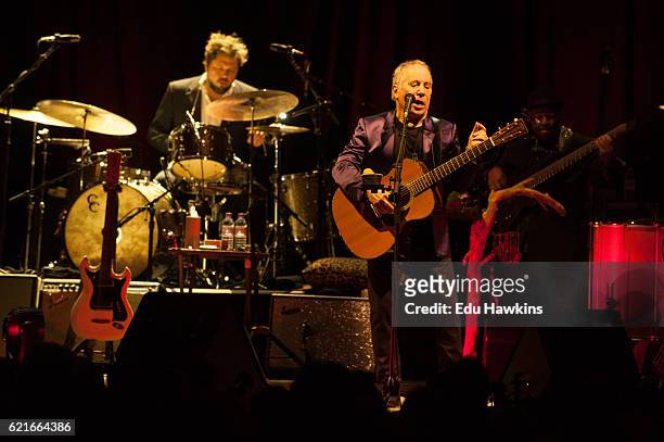 Paul Simon performs at Royal Albert Hall on November 7, 2016 in London, England.