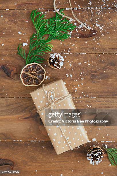 christmas gift - seville christmas stock pictures, royalty-free photos & images