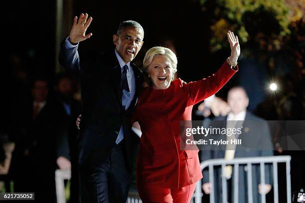 Barack Obama and Hillary Clinton attend "The Night Before" campaign rally at Independence Hall on November 7, 2016 in Philadelphia, Pennsylvania.