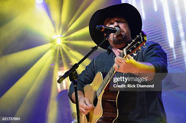 Male Vocalist of the Year Tate Stevens performs during the 2016 Nashville Universe Awards at Wildhorse Saloon on November 7, 2016 in Nashville,...