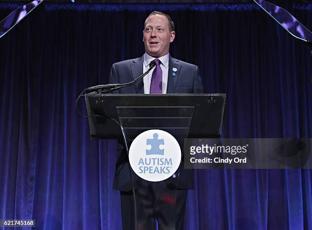 Honoree/ Chef Franklin Becker speaks during Autism Speaks Celebrity Chef Gala at Cipriani Wall Street on November 7, 2016 in New York City.