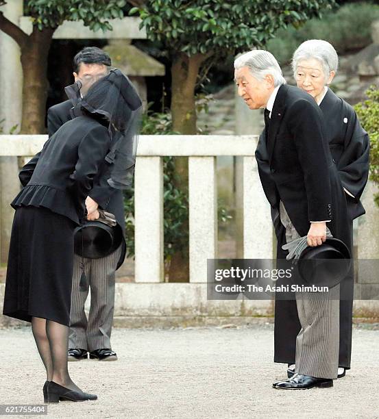 Emperor Akihito and Empress Michiko greet Princess Akiko of Mikasa at Toshimagaoka Cemetery after commemorating late Prince Mikasa a day after the...