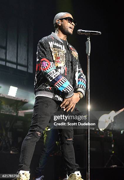 Singer Usher performs onstage during the 92.3 Real Show at The Forum on November 5, 2016 in Inglewood, California.