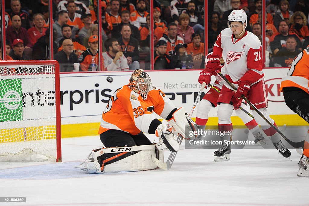 NHL: NOV 08 Red Wings at Flyers