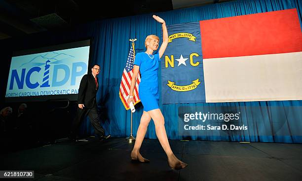 Deborah Rols Deborah Ross Photos and Premium High Res Pictures - Getty Images