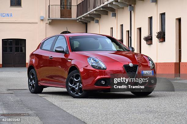 275 Alfa Romeo Giulietta Stock Photos, High-Res Pictures, and Images -  Getty Images