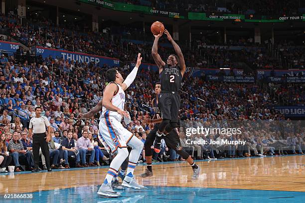 Eric Bledsoe of the Phoenix Suns shoots the ball against the Oklahoma City Thunder on October 28, 2016 at the Chesapeake Energy Arena in Oklahoma...