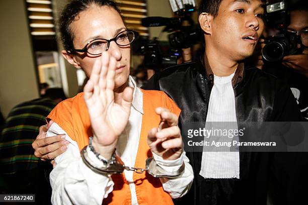 Australian Sarah Connor walks to a court room for her first trial at Denpasar court on November 9, 2016 in Denpasar, Bali, Indonesia. Australian Sara...