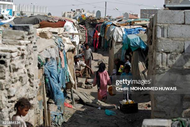 Akhdam 57 Al Akhdam Photos & High Res Pictures - Getty Images