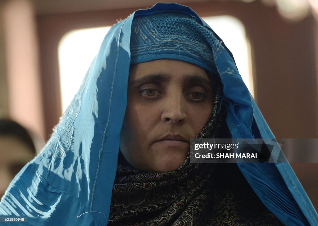 TOPSHOT-AFGHANISTAN-REFUGEE-ARREST-REPATRIATION