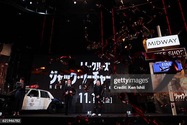 Tom Cruise and Edward Zwick attend the Tokyo Premiere of the Paramount Pictures' 'Jack Reacher: Never Go Back' on November 9, 2016 at Toho Cinemas...