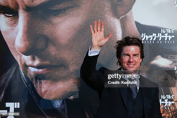 Tom Cruise attends the Tokyo Premiere of the Paramount Pictures' 'Jack Reacher: Never Go Back' on November 9, 2016 at Toho Cinemas Roppongi Hills on...