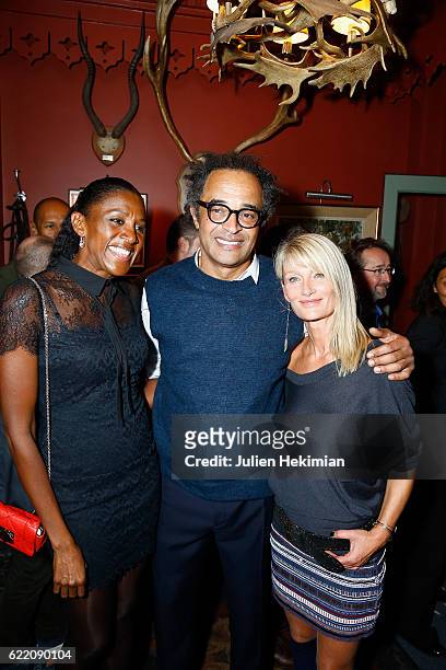 Marie Jose Perec, Yannick Noah and his wife Isabelle Camus attend "Fete le Mur" Celebration 20th Anniversary At Chalet des Iles In Paris on November...