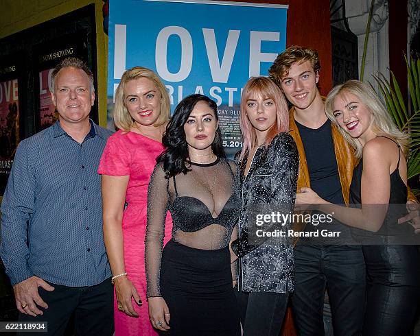 Dalton Smith, Sheridan Smith, Starlie Cheyenne Smith, Pyper America Smith, Lucky Blue Smith and Daisy Clementine Smith at the Love Everlasting...