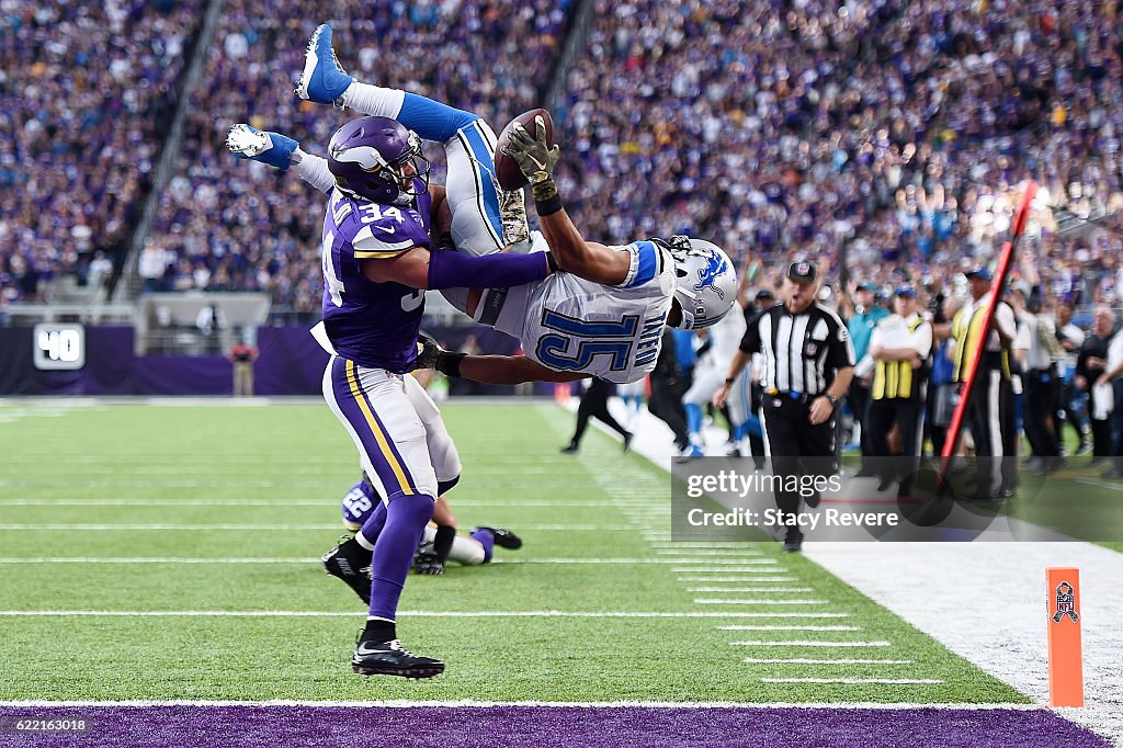 Detroit Lions v Minnesota Vikings