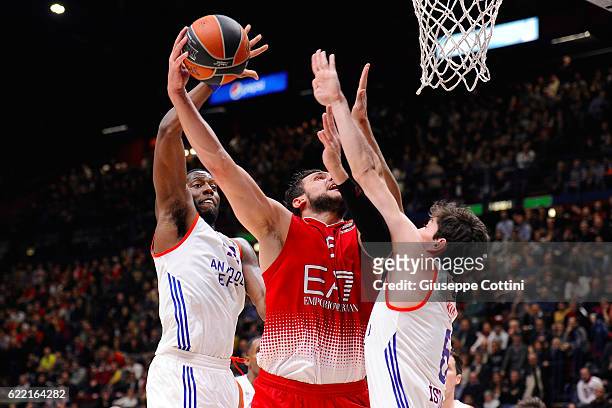 Alessandro Gentile, #5 of EA7 Emporio Armani Milan in action during the 2016/2017 Turkish Airlines EuroLeague Regular Season Round 6 game between EA7...