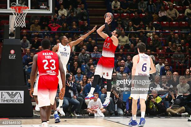 Alessandro Gentile, #5 of EA7 Emporio Armani Milan in action during the 2016/2017 Turkish Airlines EuroLeague Regular Season Round 6 game between EA7...