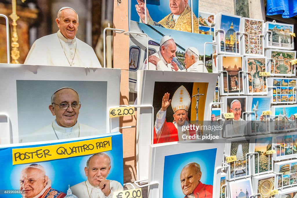Pape souvenirs à Rome