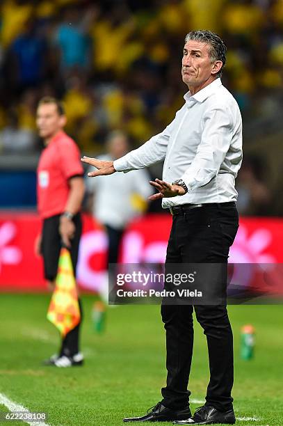 Edgardo Bauza coach of Argentina a match between Brazil and Argentina as part 2018 FIFA World Cup Russia Qualifier at Mineirao stadium on November...