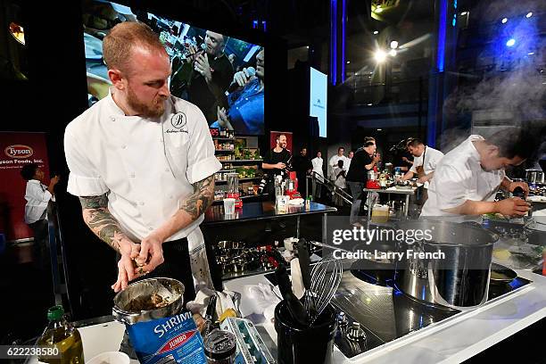 Andrew Markert Pac 122 Central Saloon Stock Photos, High-Res Pictures, and Images - Getty ...