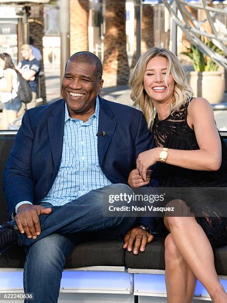 Curt Menefee and Charissa Thompson visit "Extra" at Universal Studios Hollywood on November 10, 2016 in Universal City, California.