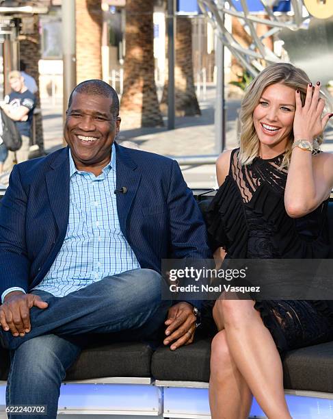 Curt Menefee and Charissa Thompson visit "Extra" at Universal Studios Hollywood on November 10, 2016 in Universal City, California.