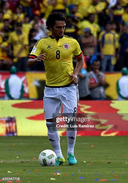 Abel Aguilar of Colombia drives the ball during a match between Colombia and Chile as part of FIFA 2018 World Cup Qualifiers at Metropolitano Roberto...