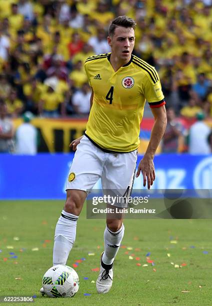 Santiago Arias of Colombia drives the ball during a match between Colombia and Chile as part of FIFA 2018 World Cup Qualifiers at Metropolitano...