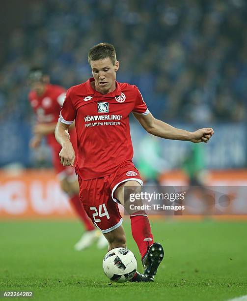 Gelsenkirchen, Germany , 1.Bundesliga 8. Spieltag, FC Schalke 04 - 1. FSV Mainz 05, Gaetan Bussmann FSV Mainz