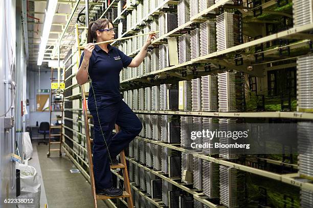 Bt Network Engineer Openreach Engineer Photos and Premium High Res Pictures - Getty Images