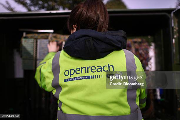 Bt Network Engineer 183 Bt Engineer Stock Photos, High-Res Pictures, and Images - Getty Images