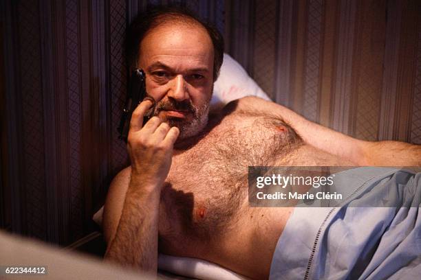 French actor, director, screenwriter and producer Claude Berri, on the set of Stan the Flasher directed by singer, songwriter, screenwriter and actor...