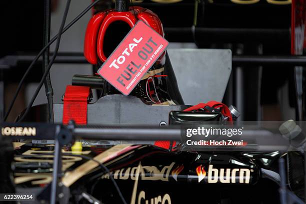 Formula One World Championship 2013, Grand Prix of Great Britain, Lotus F1 Team, car, fuel out, Total, sign, Schild