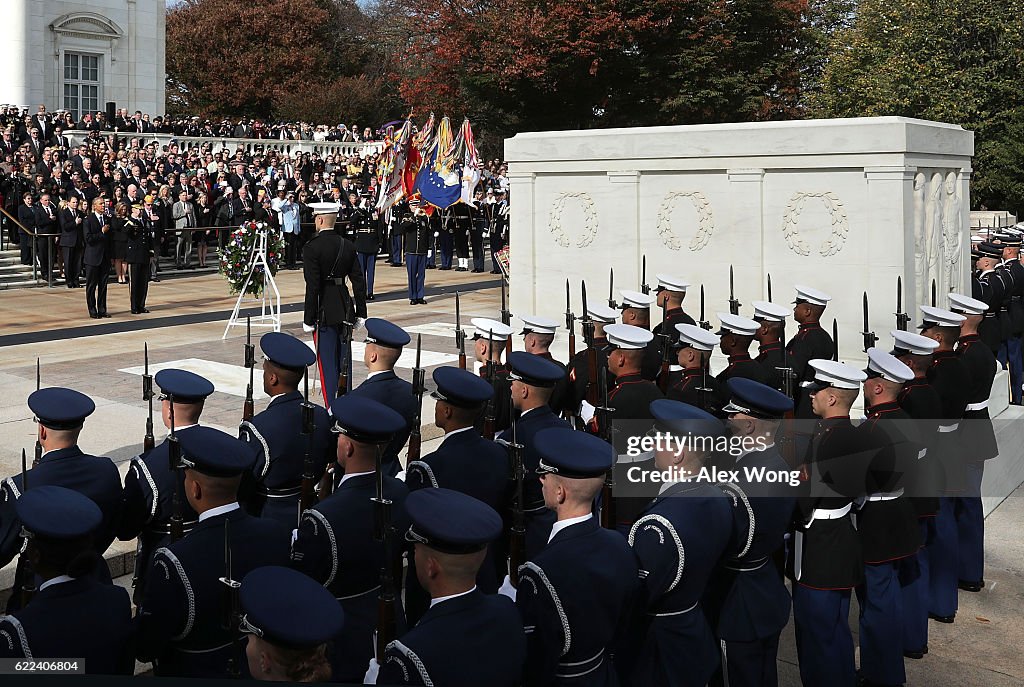 President Obama Lays Wreath At Tomb Of Unknown Soldier On Veterans Day